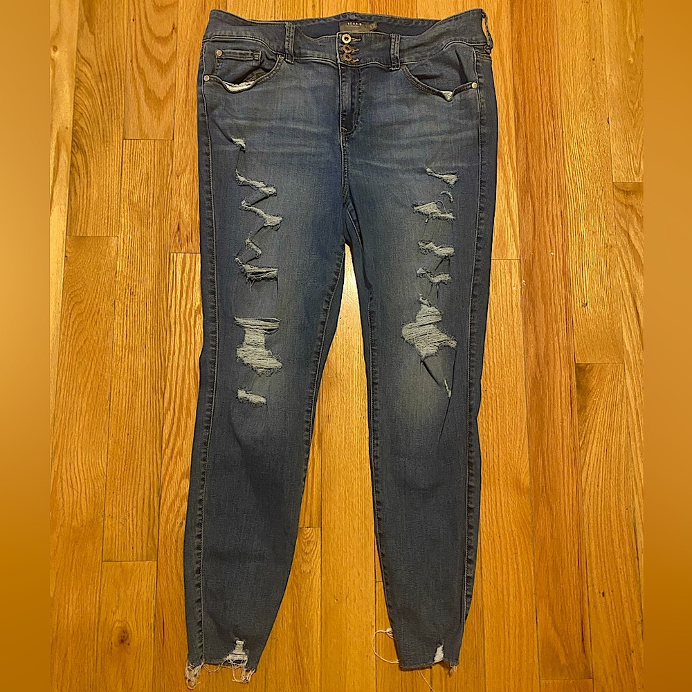 Torrid Distressed Jeggings XT